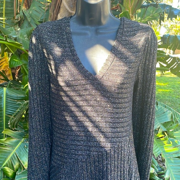 DKNY silver metallic asymmetric dress - Picture 4 of 8